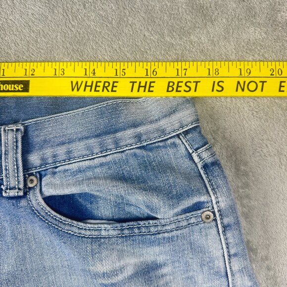 Flypaper Women’s Light Wash Straight Jeans Embroidered Pockets Size 34x32 - Picture 14 of 14